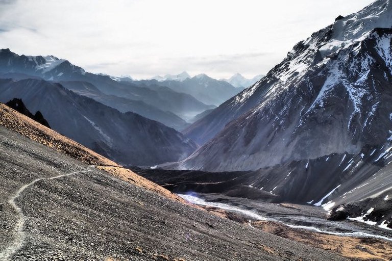 backpacking-nepal-cheap.jpg