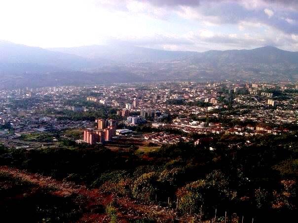 Desde lomas del viento se admira todo San Cristobal.jpg