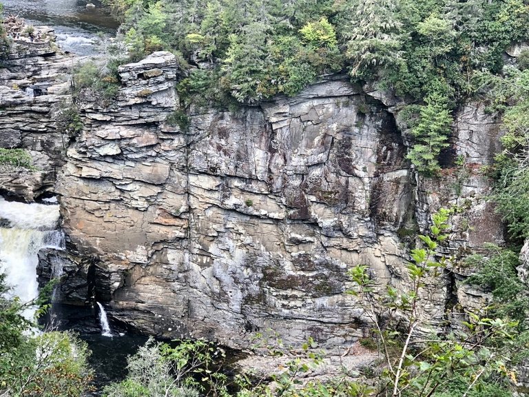 precipitous-rocks-linville-falls.jpg