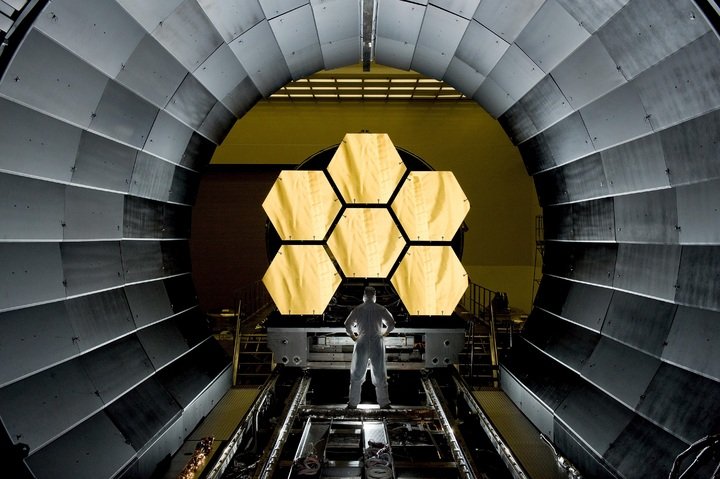 architecture-technology-cosmos-telescope-space-room-923246-pxhere.com.jpg