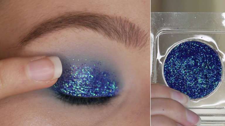 Blue Glitter Makeup-Glitter flakes-melissavandijkmakeuptutorials.png