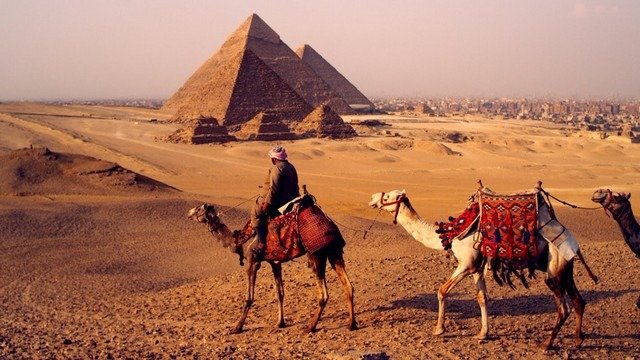 giza-pyramid-complex-in-cairo-2.jpg