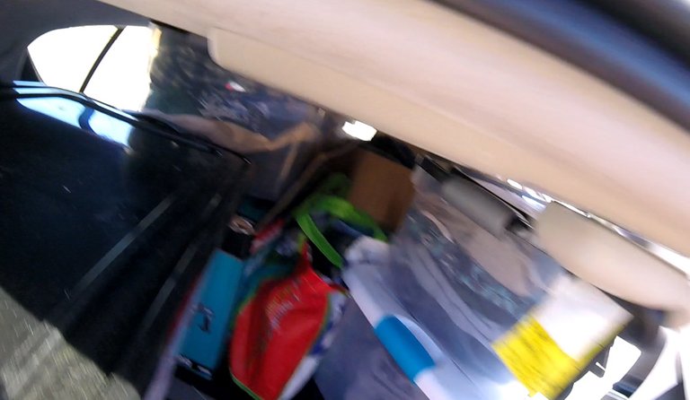 clothes bins in car 2017-05-20.jpg