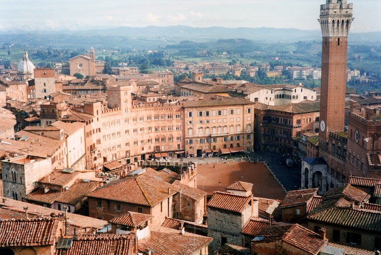 Siena-view.jpg