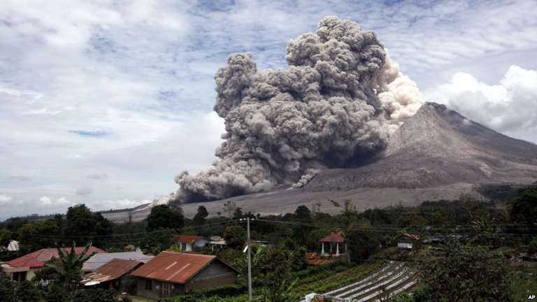 b8f878c5-akibat-gunung-sinabung-meletus.jpg