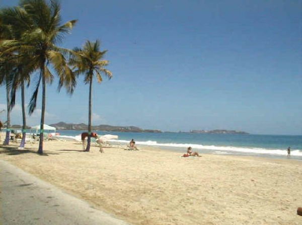 Playa La Caracola Isla de Margarita.jpg