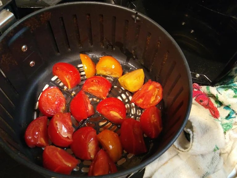 sundried tom 4 oil season spread in fryer basket.jpg