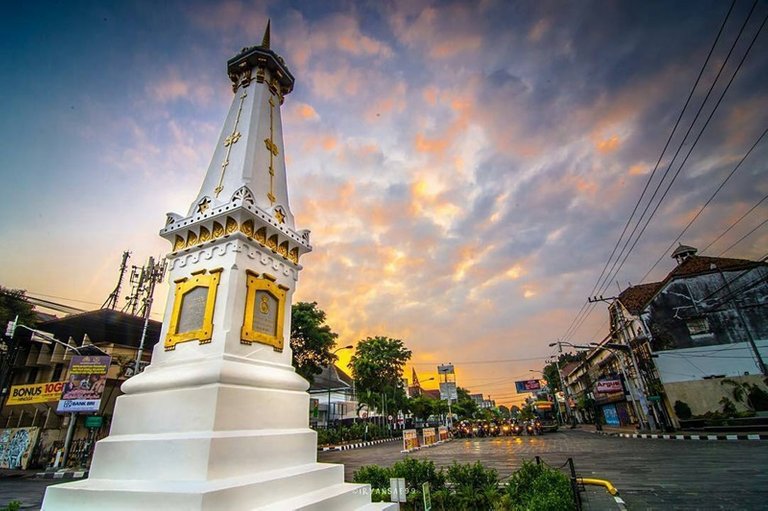 Tugu Jogja@ryansaf99.jpg