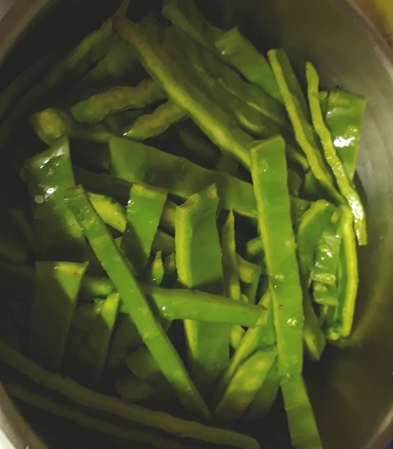 sliced opuntia leaves.jpg