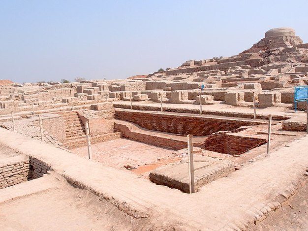 800px-Mohenjo-daro.jpg