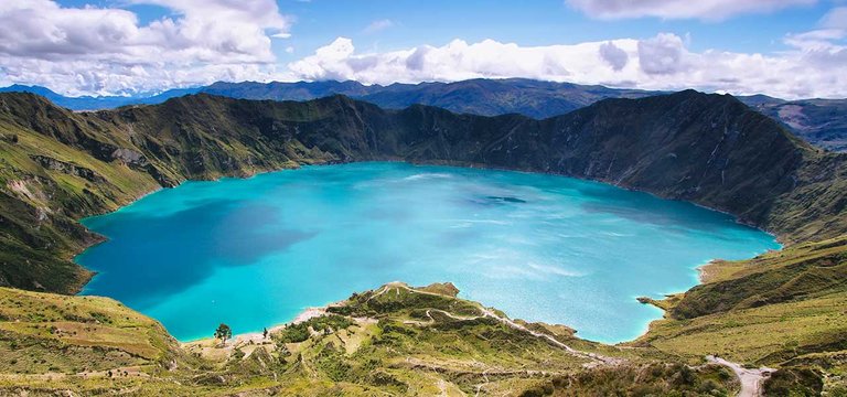 Laguna-de-Quilotoa.jpg