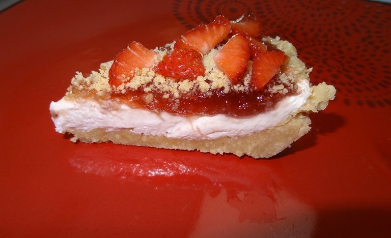 keto friendly strawberry no bake  cheese cake.jpg
