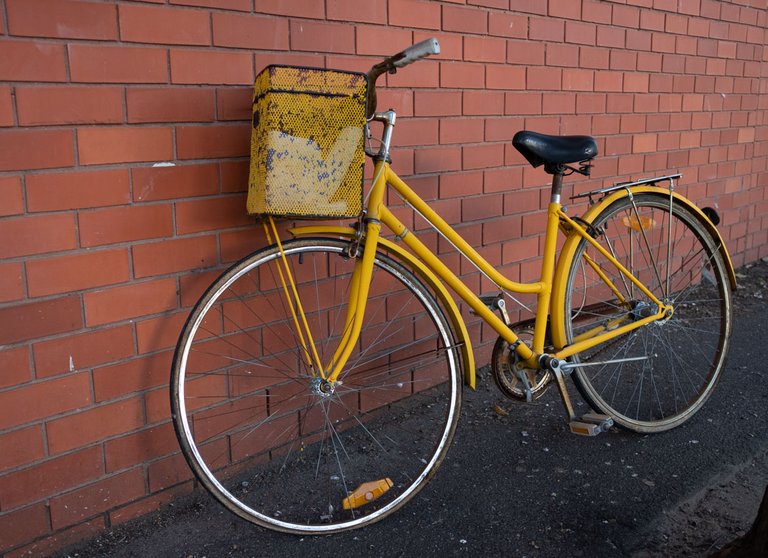 Yellow Bike (1 of 1).JPG