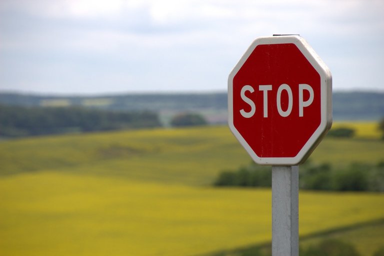 attention-road-sign-sign-39080.jpg