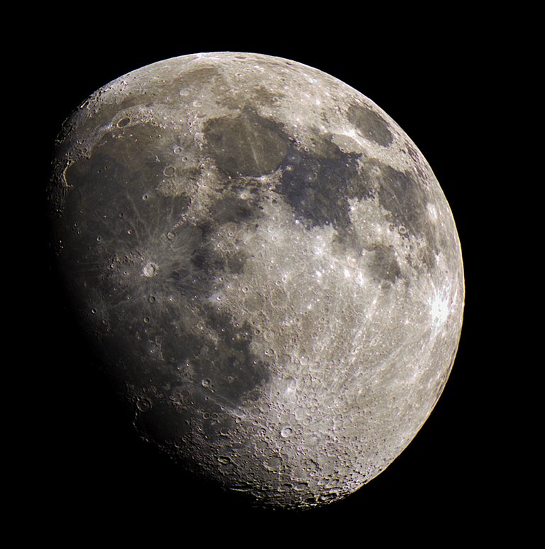 Mond_Panorama_scharf_2.jpg