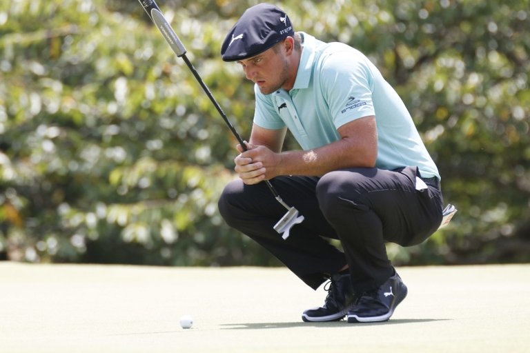 even-fellow-tour-pros-are-calling-out-bryson-dechambeau-after-slow-play-videos-go-viral__542883_.jpg