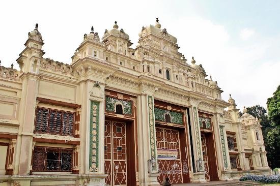 jaganmohan-palace.jpg