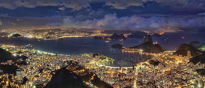 700px-Rio_De_Janeiro_-_Rafael_Defavari.jpg