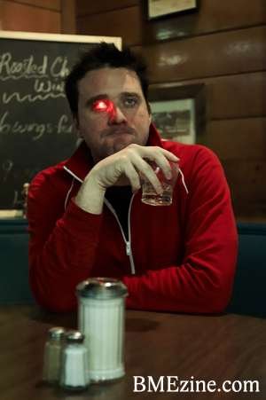 glowing-false-eyes-the-eyeborg-project.jpg