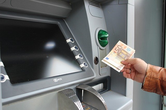 atm-1524871_640.jpg