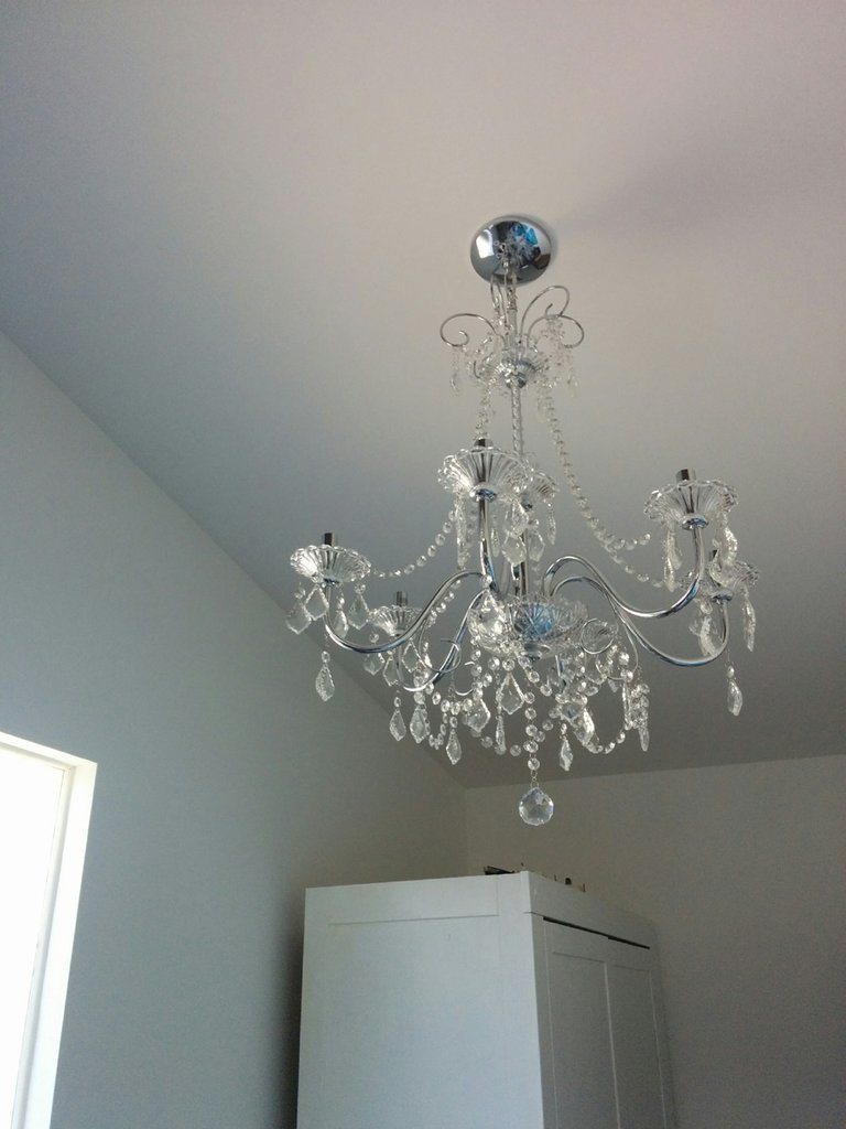 chandelier.jpg