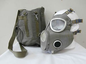 mp 4 gas mask.jpg