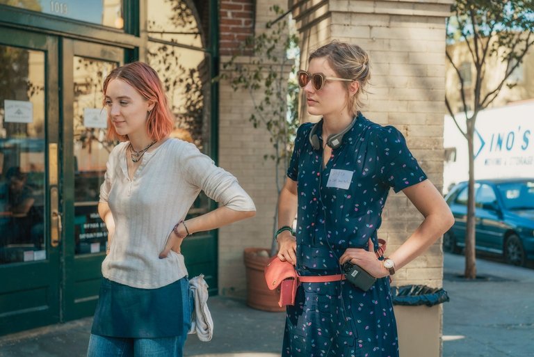 http://www.fotogramas.es/Peliculas/Lady-Bird