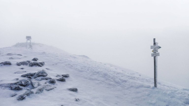   The very peak of Kasprowy Wierch, 2016-12-26. Photo by Alis Monte [CC BY-SA 4.0], via Connecting the Dots