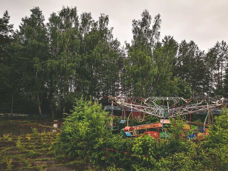 Elektrenai Amusement Park "Children World"