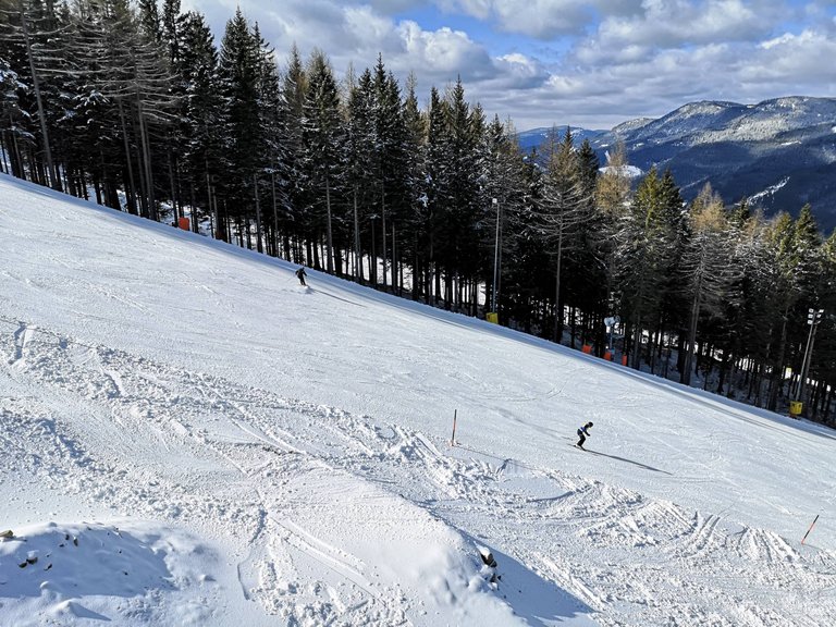   Zauberberg Semmering skiing track is used in Ski World Cups. Photo by Alis Monte [CC BY-SA 4.0], via Connecting the Dots