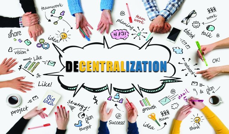 Decentralization and Centralization: Can They Get Along?