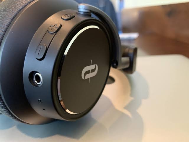 Image result for TaoTronics Active Noise Canceling Headphones"