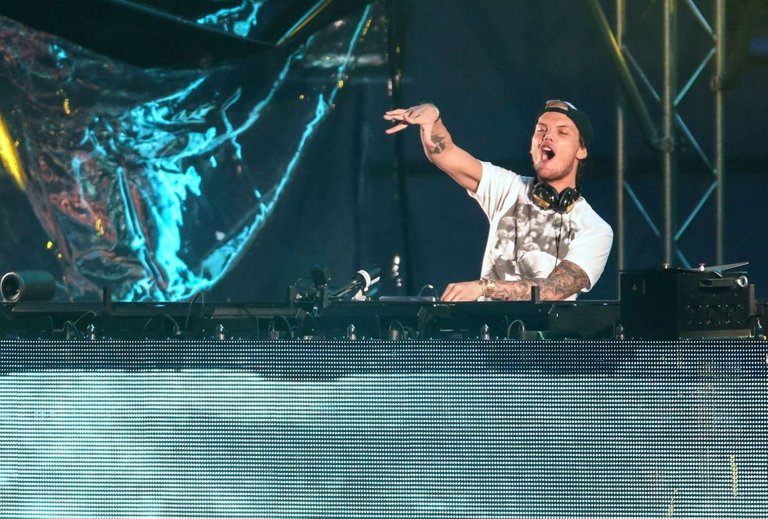 Avicii actúa en el festival Summerburst en Gothenburg, Suecia, el 30 de mayo de 2015.