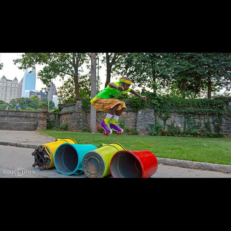 The #Legendary #ATL #streetskater #skating at #piedmontpark ...📷 He brought #SnapClique along w/ him 4 the ride #snapcliquebesnapping #AtlPhotographers #streetphotography #BookUs #actionphotography