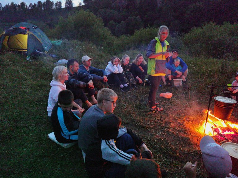 Nice to sit by the fire, especially with a bucket of grog:)))