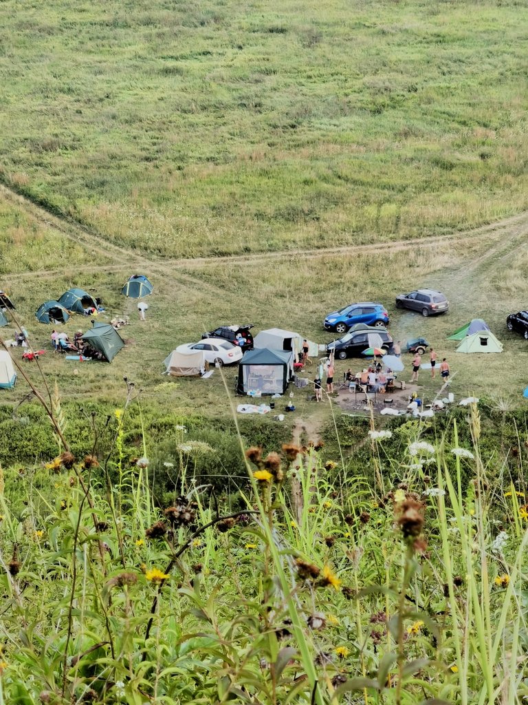 This is a neighboring camp. They came here by car, not by boat.