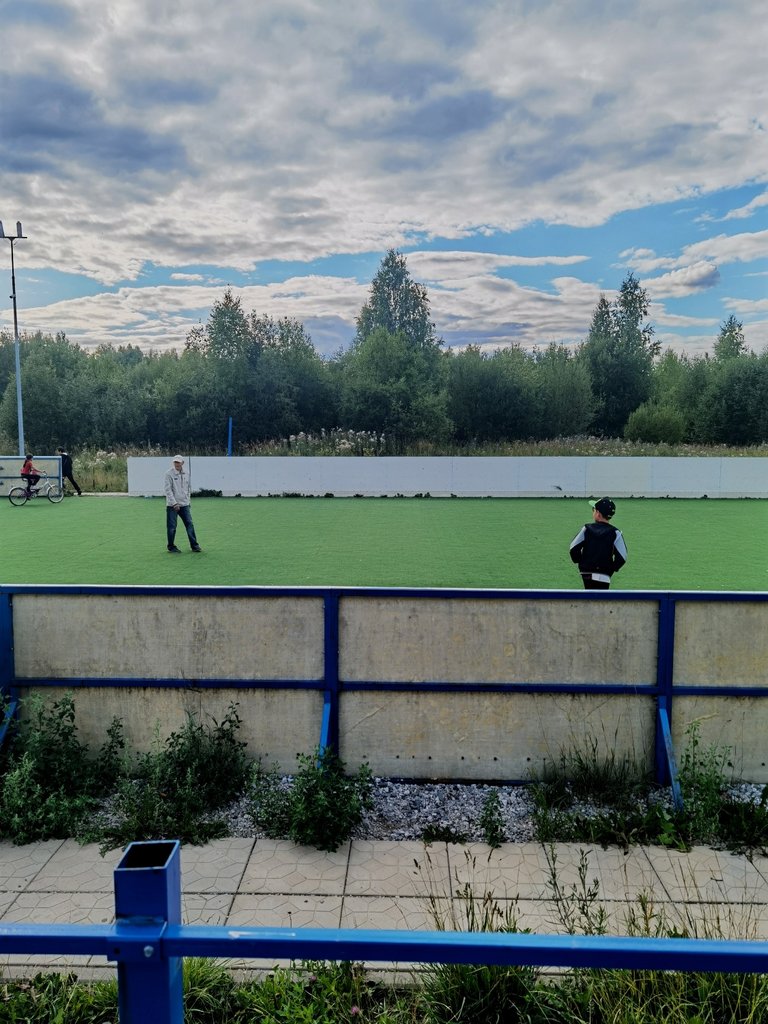 And finally, let's play a little football!