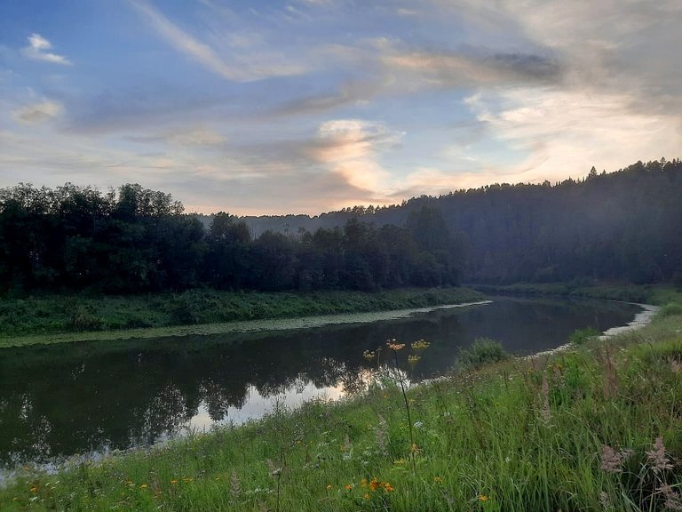 Light fog over the river