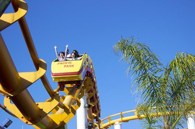 roller-coaster-g29abb3498_640.jpg