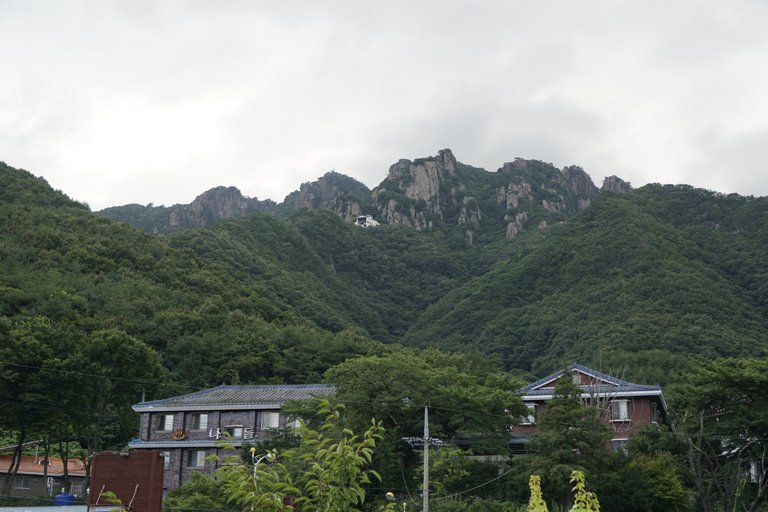 Daedunsan Mountain (8).JPG