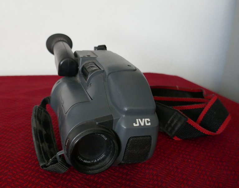 JVC C VHS...jpg