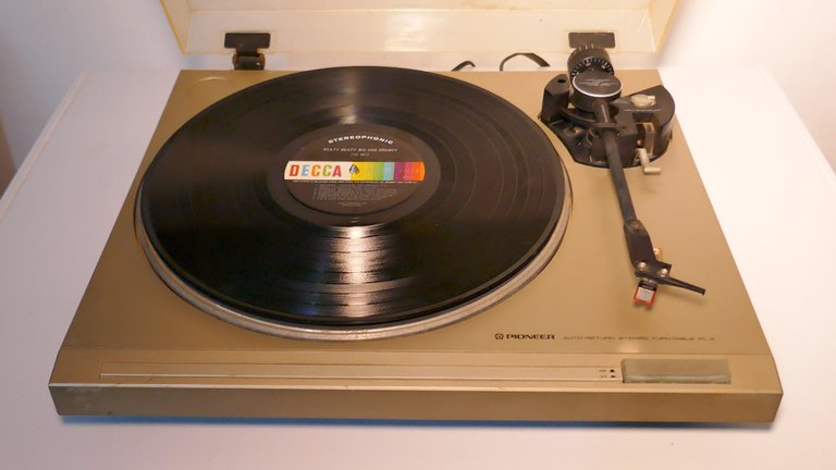 Pioneer silver front.jpg