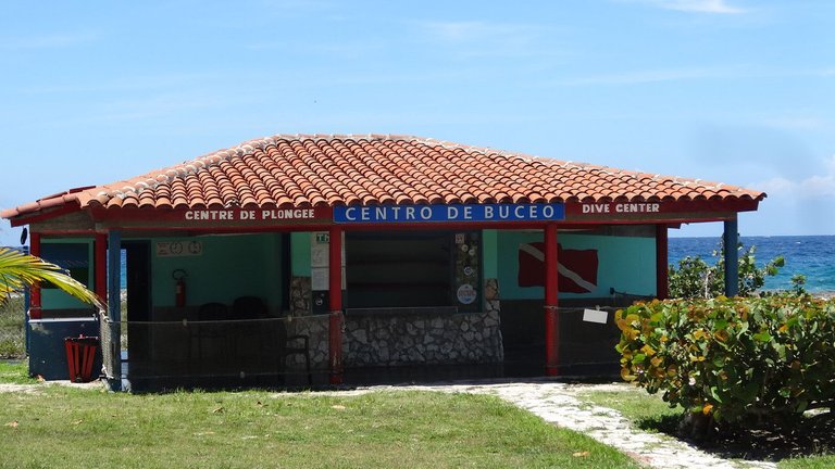 Centro de Buceo.jpg