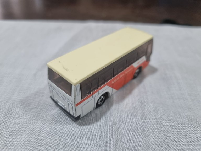 Bus3_Back.jpg