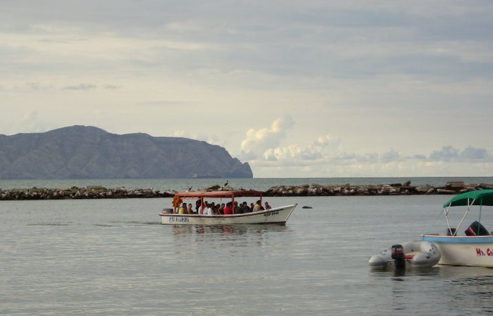 muelle paseo colon.jpg