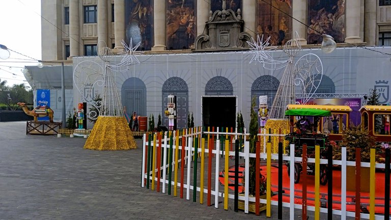 Día de Reyes  En Venezuela está el Pan de Jamón y en España el... Hive Rosca de Reyes (6).jpg