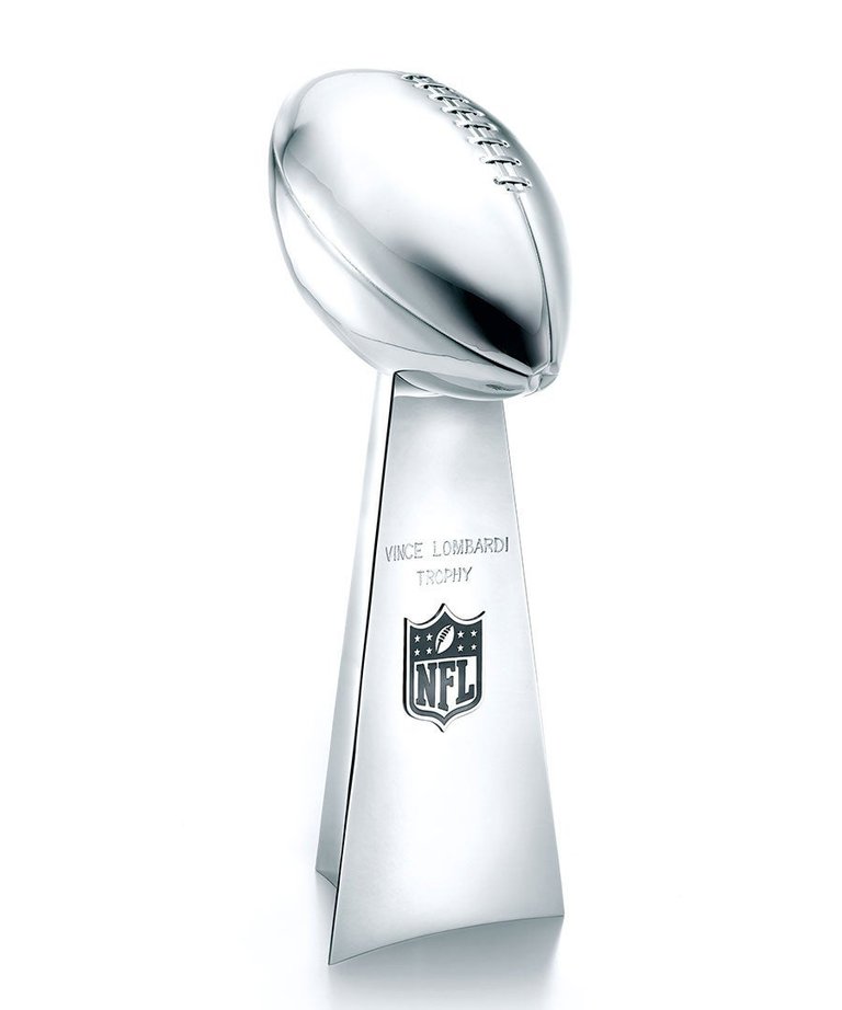 vince-lombardi-football-trophy.jpg