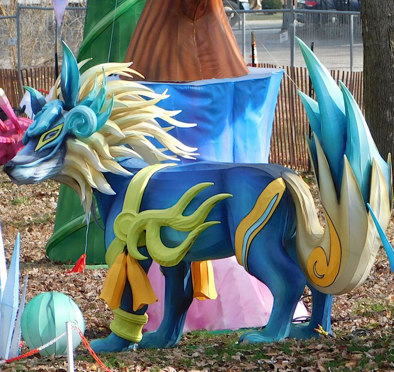 blue fantasy creature farm2.png