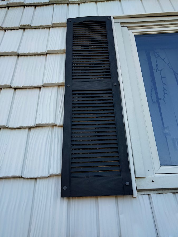 house shutter2.png