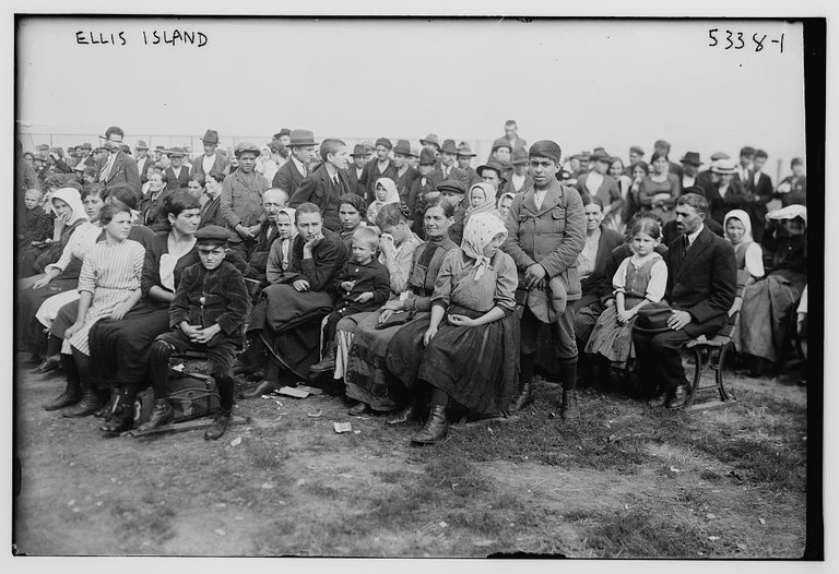 Ellis_Island_LCCN2014719586.jpg